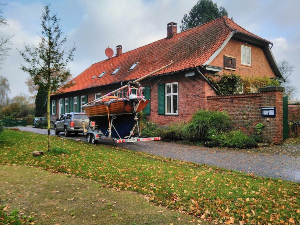 4 Sterne Wohnen "Zum Alten Forsthof" Am Schlosspark, App 1 "Smuck Und Groot" Ойтин  Экстерьер фото